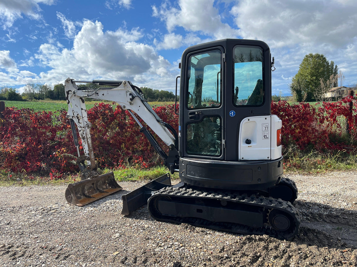 MINI PELLE BOBCAT E26