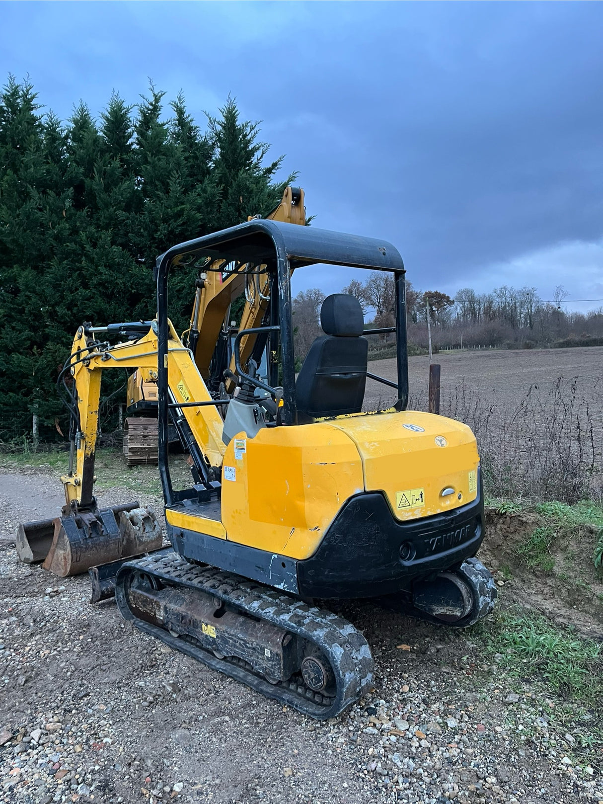 MINI PELLE YANMAR SV26