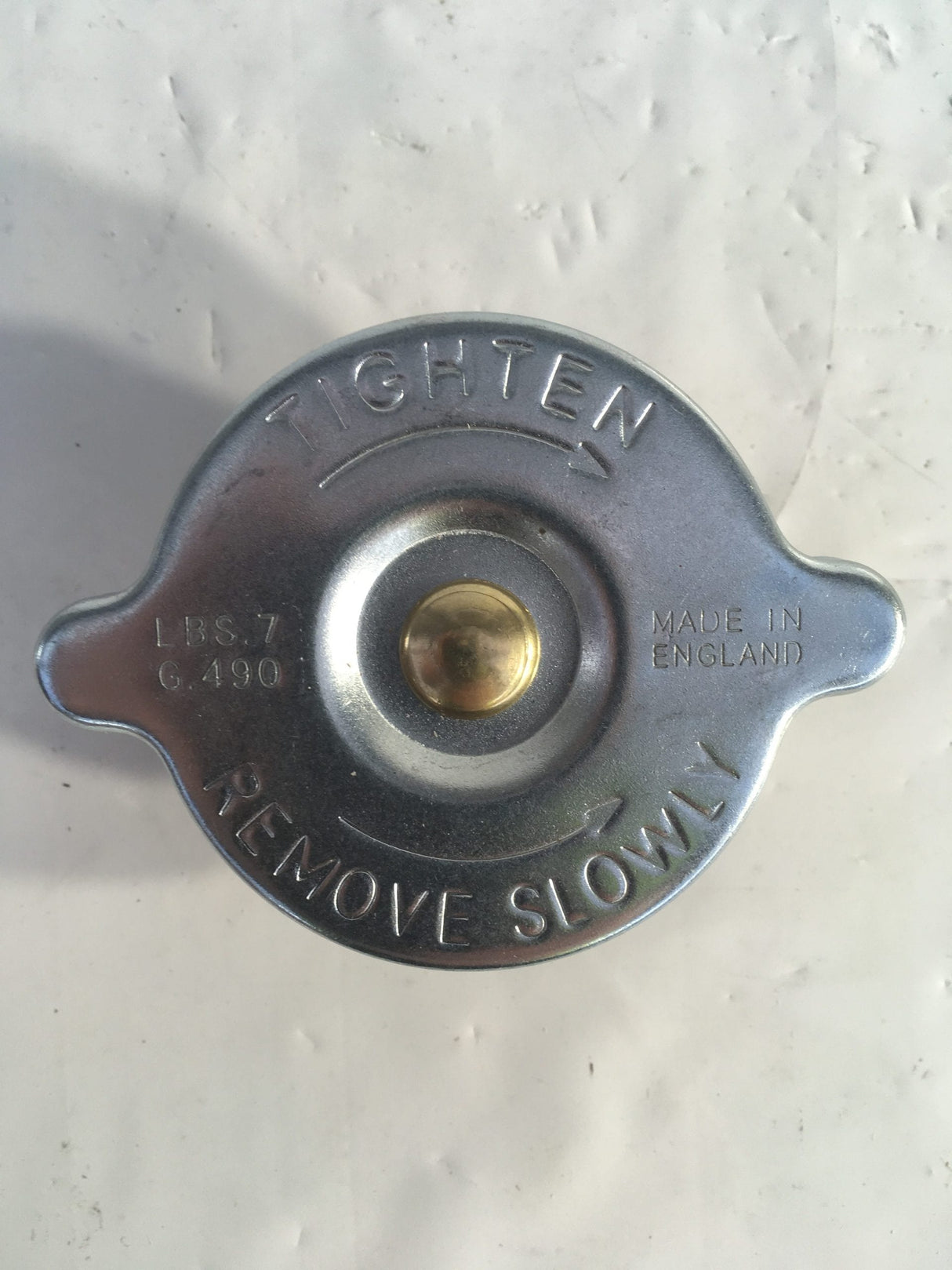 121/60601 CAPAGE DE RADIATEUR