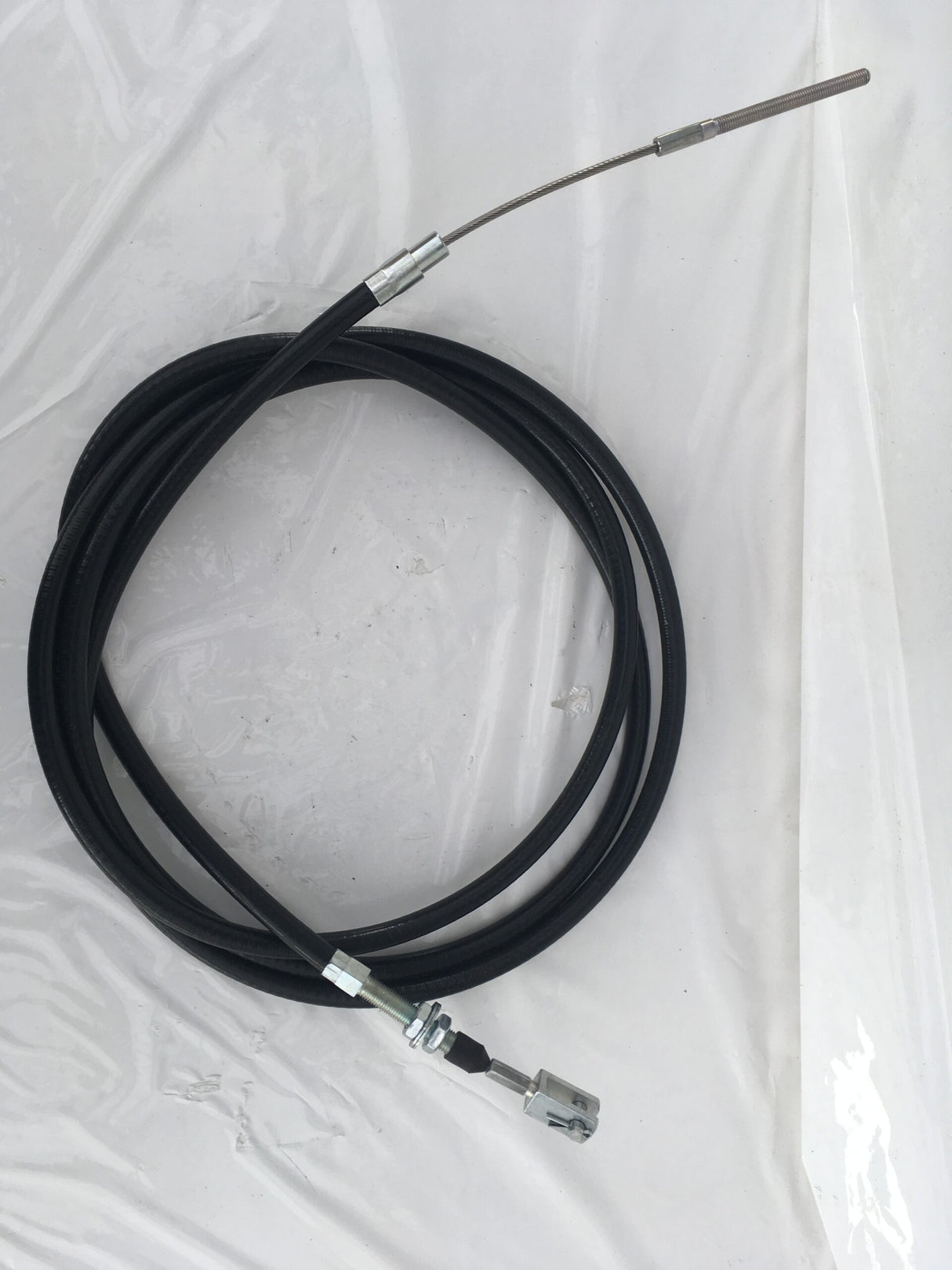 Câble de frein à main 6 tonnes thwaites T100956