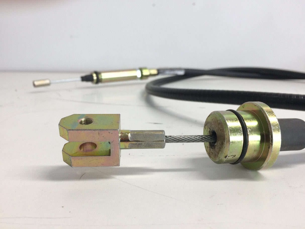 Câble de frein à main JCB 910 / M1245