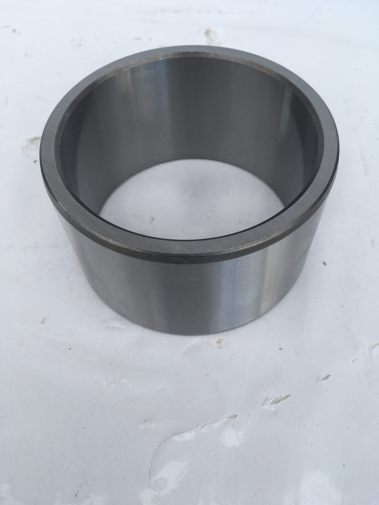 Cat 930H Sleeve de roulement