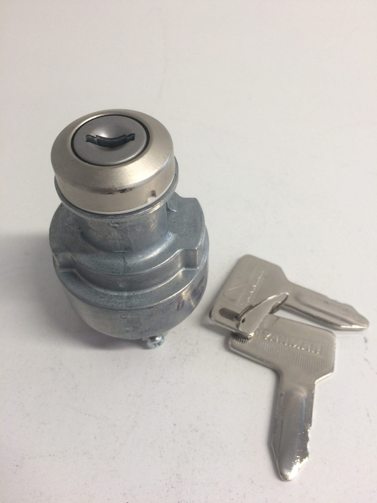 Interrupteur d'allumage 933110-00100