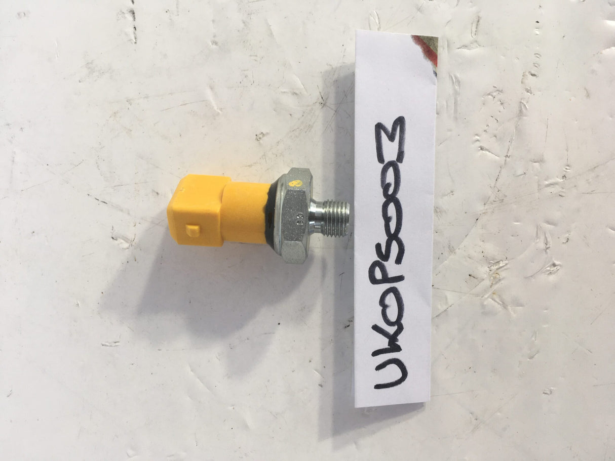 Interrupteur de pression d'huile de transmission JCB 701/41700