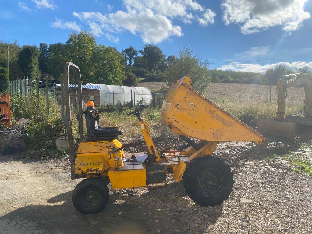 DUMPER THWAITES MACH 006