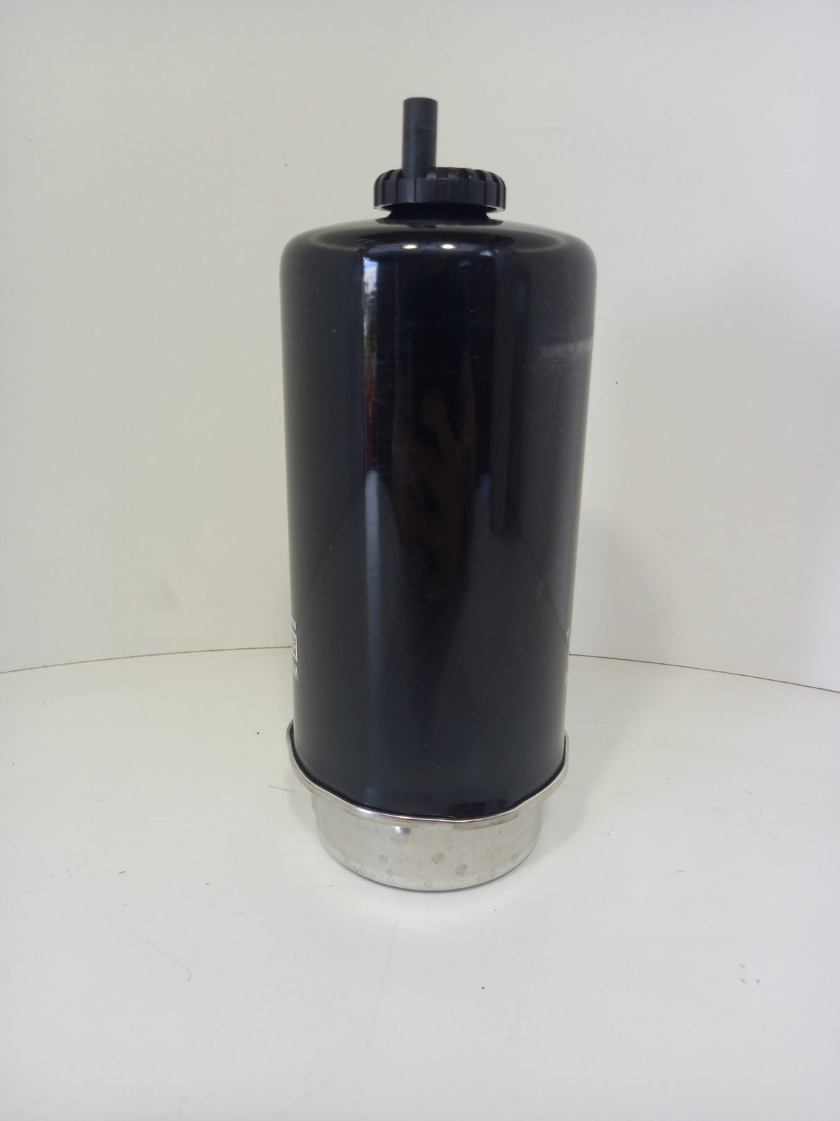 Le filtre à carburant s'adapte à JCB JS130 2011