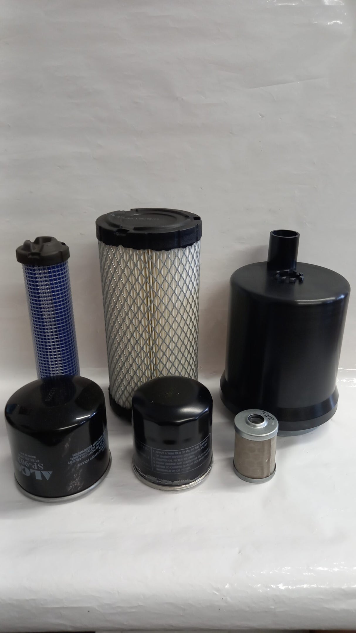 Le kit de filtre complet convient à Kubota KX015-4