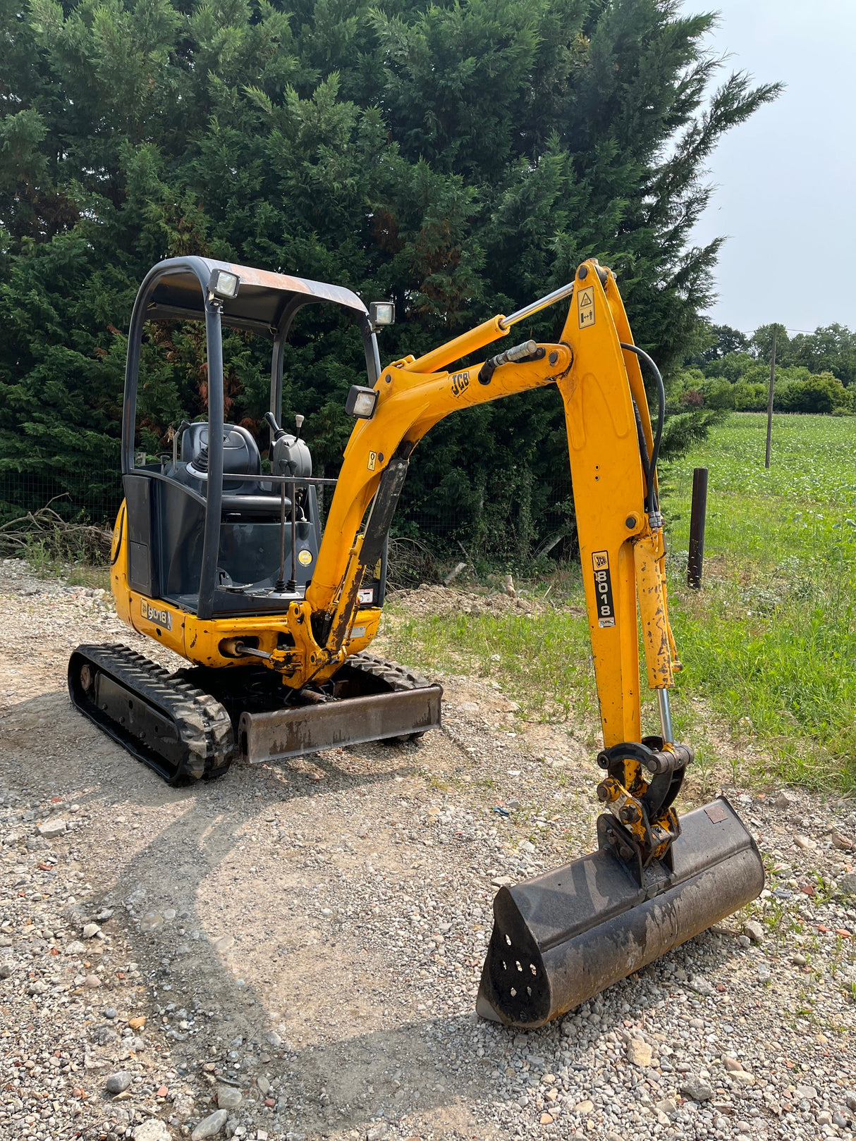 MINI PELLE JCB 8018