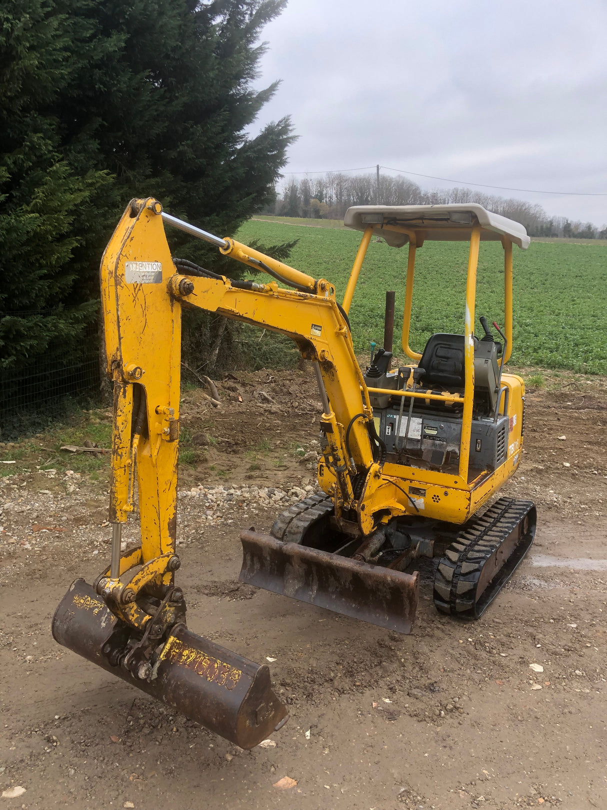 MINI PELLE TAKEUCHI TB016