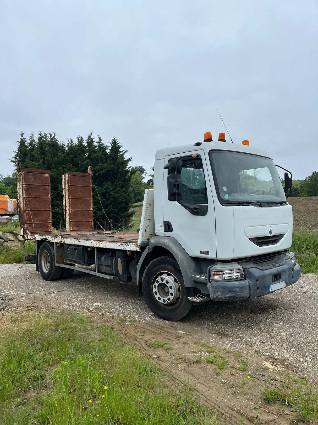 POIDS LOURD RENAULT MIDLUM