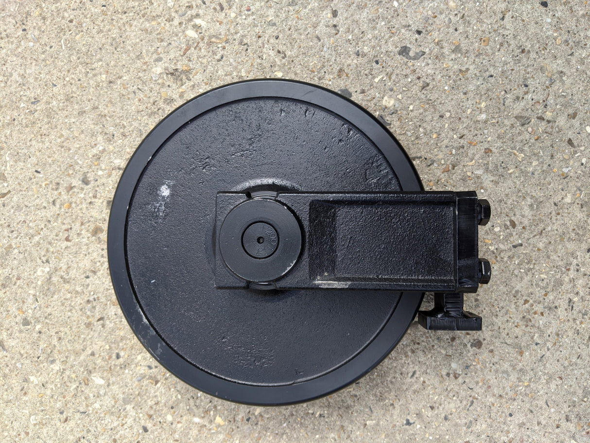 Ripineuse s'adapte à Cat 300.9d