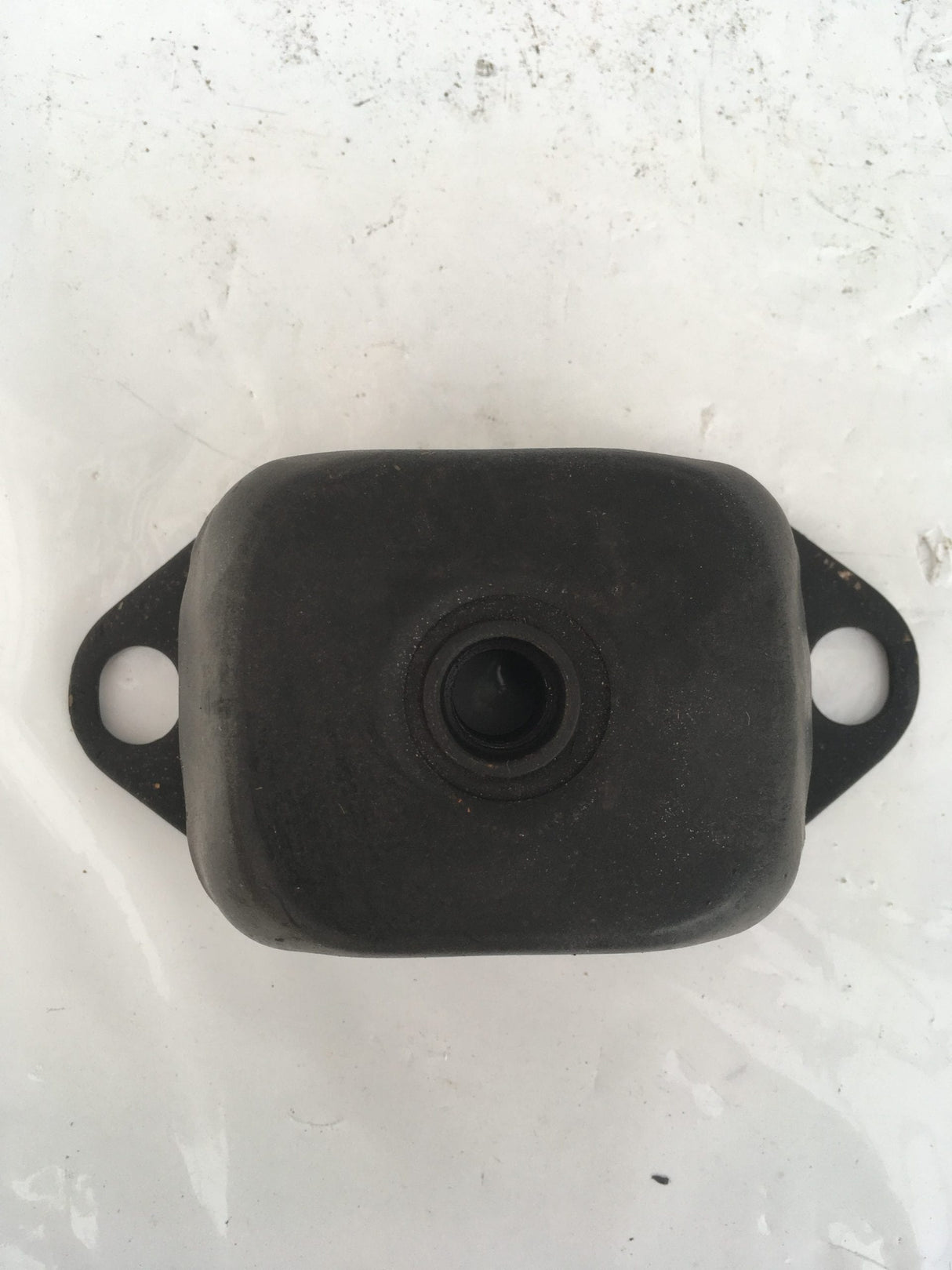 332 / W1627 Supports en moteur en caoutchouc JCB