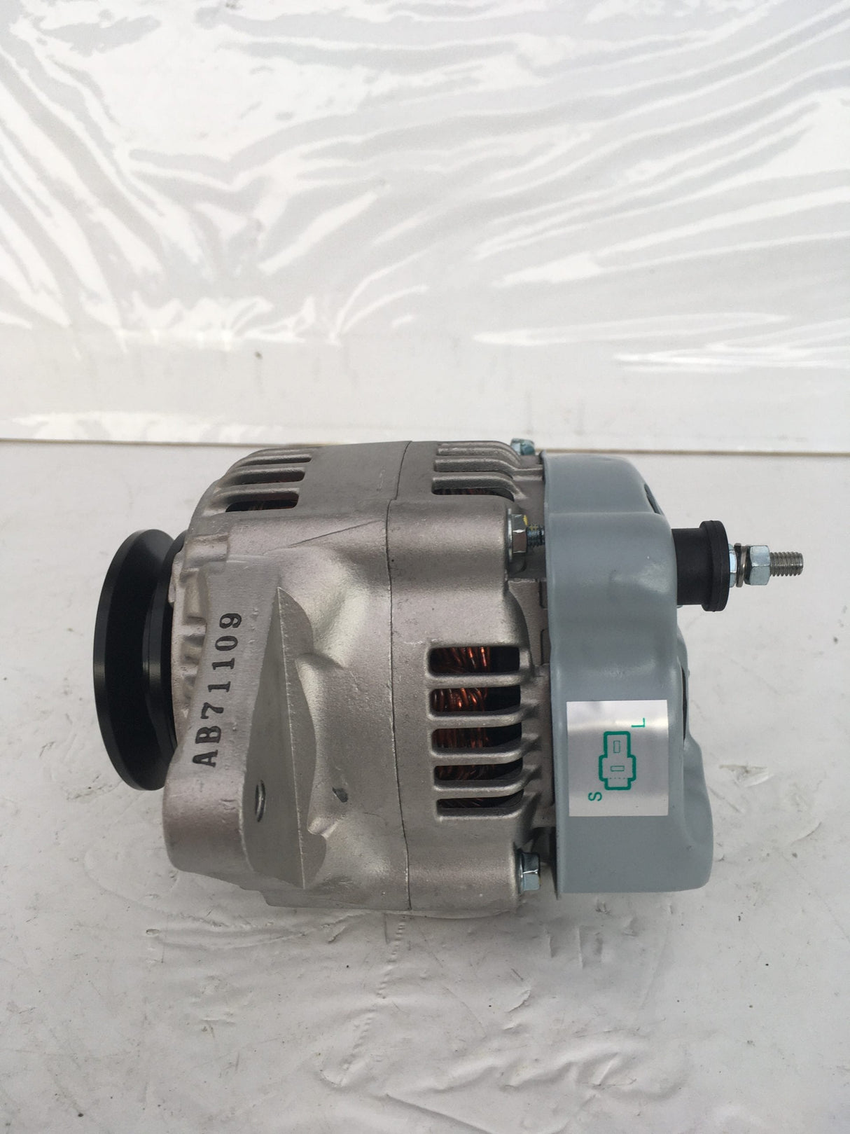 Alternateur pour Hitachi LR12023 Isuzu 5812003281