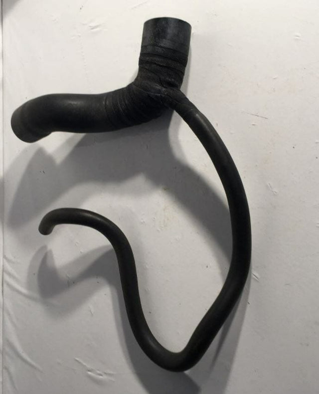 Tuyau supérieur du radiateur JCB 834/11199